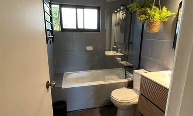 Casa en arriendo de 4 dorm. en Ñuñoa
