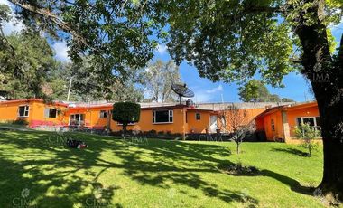 Venta casa jardín con bosque - V270-2