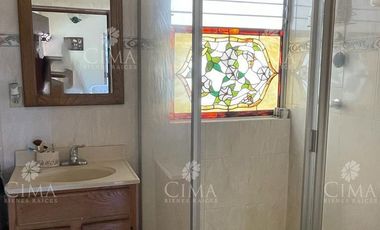 Venta casa jardín con bosque - V270-2