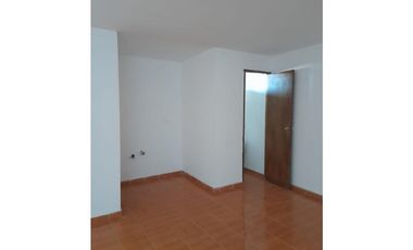 LOCAL COMERCIAL CON OFICINA Y BAÑO 170 MT2 EN LAS MAÑANITAS
