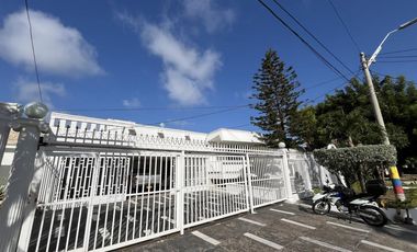 casa en venta en ciudad jardín. Cod V106411
