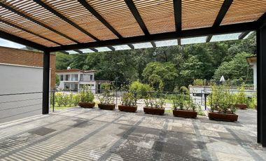 Casa en venta en Peña Blanca, Valle de Bravo