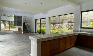Casa en venta en Peña Blanca, Valle de Bravo