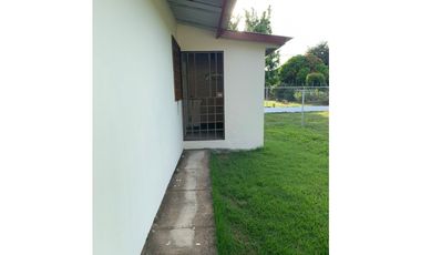 CASA EN EL ESPINAL DE SANTIAGO