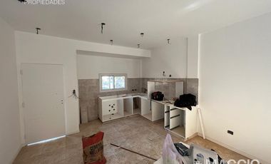 VENTA DUPLEX 4 AMBIENTES VILLA SARMIENTO