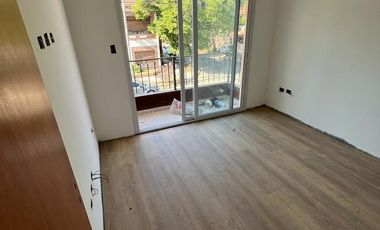 VENTA DUPLEX 4 AMBIENTES VILLA SARMIENTO