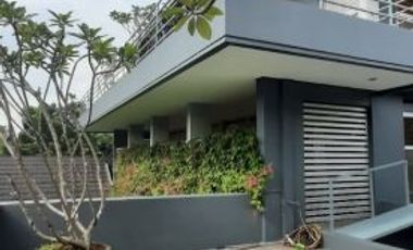 Rumah Mewah 3 Lantai di Puri Bintaro Sektor 9 - 2568