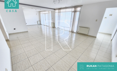 #AlquilerRUKAN || Casa 3 Habitaciones (Nivel Gerencial) | Av. COSTANERA | Caleta Olivia.-