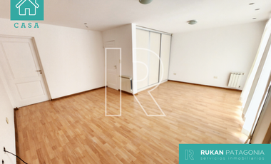 #AlquilerRUKAN || Casa 3 Habitaciones (Nivel Gerencial) | Av. COSTANERA | Caleta Olivia.-