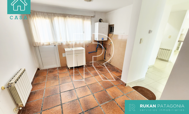 #AlquilerRUKAN || Casa 3 Habitaciones (Nivel Gerencial) | Av. COSTANERA | Caleta Olivia.-