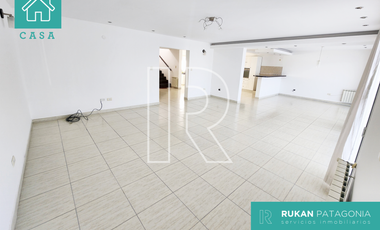 #AlquilerRUKAN || Casa 3 Habitaciones (Nivel Gerencial) | Av. COSTANERA | Caleta Olivia.-