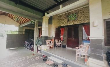 Rumah Siap Huni 4 Kamar Free Gazebo Di Rooftop Di Abianbase Badung Bali
