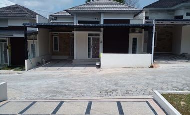 Rumah Siap Huni Ready Stock di jual cepat di Jl Majalengka Arifin Ahmad