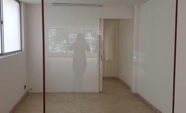 oficina en arriendo/venta en chapinero central. Cod A1002193