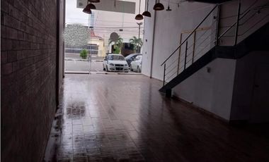 mm/ Se Alquila Local Comercial San Francisco 150 Mts $3.400.oo