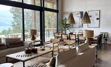 Exclusiva casa 4D 4B vista al lago y volcán