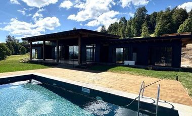 Exclusiva casa 4D 4B vista al lago y volcán