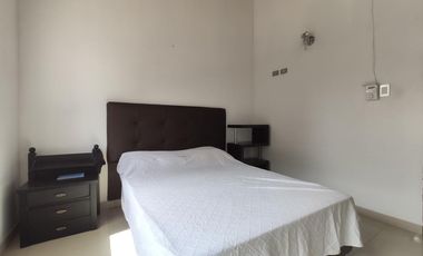 casa en venta en av. libertadores. Cod V18006