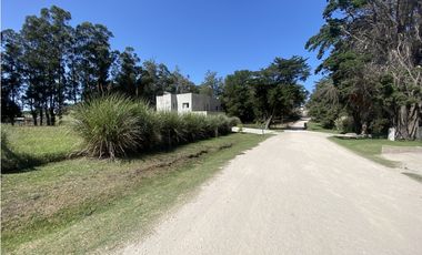 Lote en Barrio Barrancas de San Benito.
