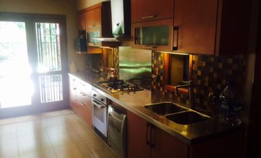 Lujosa casa en Quilmes Residencial Centro