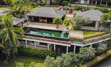 Seaview Pool Villa in 5 Stars Resort Residence