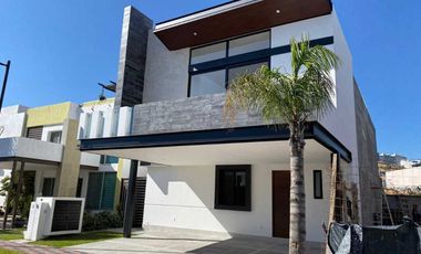 Casa en Venta Portanova Residencial El Pueblito Corregidora