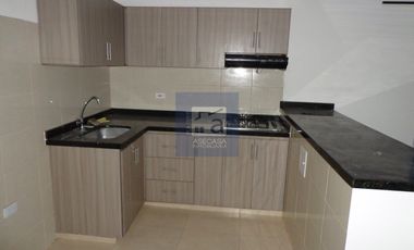 COD. 6052 - SE ARRIENDA APARTAMENTO - BARRIO:  SANTA ANA