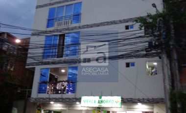 COD. 6052 - SE ARRIENDA APARTAMENTO - BARRIO:  SANTA ANA