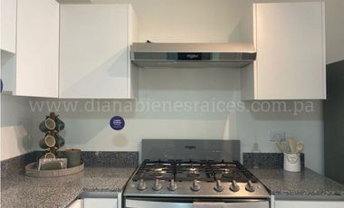 Se vende apartamento en Panamá Viejo