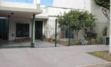 Casa en venta en Haedo Centro Sur