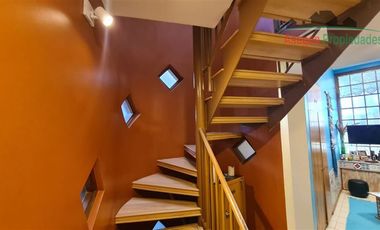 Casa en Venta en Amplia Casa en venta en calle San Roman, a pasos de Parque Schneider.