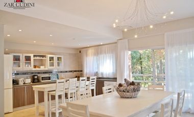 VENTA COSTA ESMERALDA CASA 4 AMBIENTES