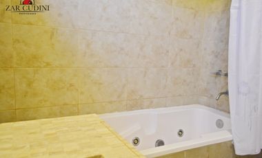 VENTA COSTA ESMERALDA CASA 4 AMBIENTES