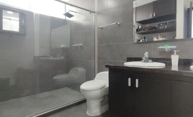 casa en venta en niza. Cod V30071