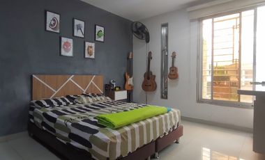 casa en venta en niza. Cod V30071