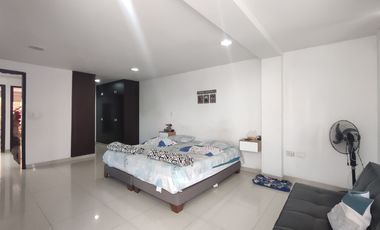 casa en venta en niza. Cod V30071