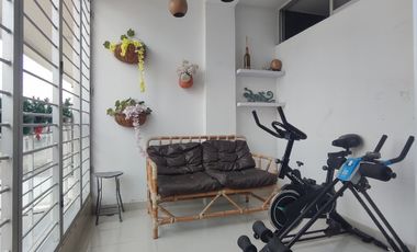casa en venta en niza. Cod V30071