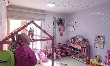 casa en venta en niza. Cod V30071