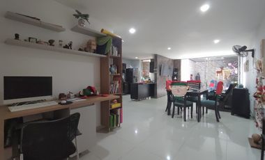 casa en venta en niza. Cod V30071
