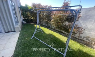 Algarrobo, Espectacular Dúplex con Jardín en Laguna Vista.