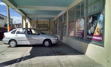 Renta Local a un costado de La Comer 35m2