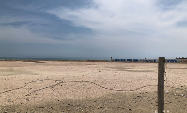TERRENO INDUSTRIAL  EN VENTA  FRENTE AL  MAR , SECTOR CONCHUELA, PARACAS