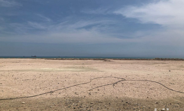 TERRENO INDUSTRIAL  EN VENTA  FRENTE AL  MAR , SECTOR CONCHUELA, PARACAS