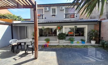 Venta - Casa Multifamiliar 4/Cuatro Ambientes, Cochera - Villa Adelina, San Isidro