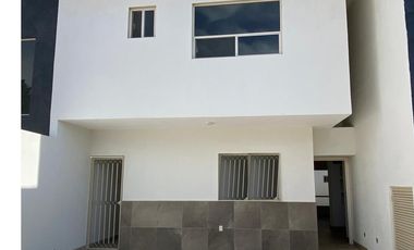 CASA   VENTA  EN  VILLA JARDIN  CD. LERDO DGO.