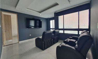 Se Vende Casa Esquinera En Conjunto Cerrado Con Piscina