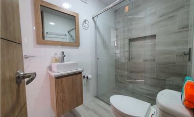 Se Vende Casa Esquinera En Conjunto Cerrado Con Piscina