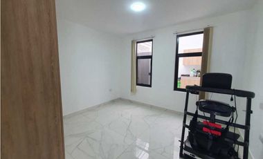 Se Vende Casa Esquinera En Conjunto Cerrado Con Piscina
