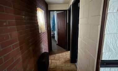 Hermoso chalet en barrio Los Pinares. Terreno de 10x33