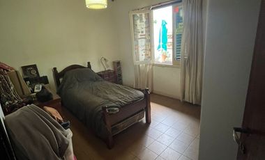 Hermoso chalet en barrio Los Pinares. Terreno de 10x33